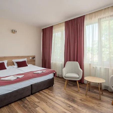 Hotel орфей *